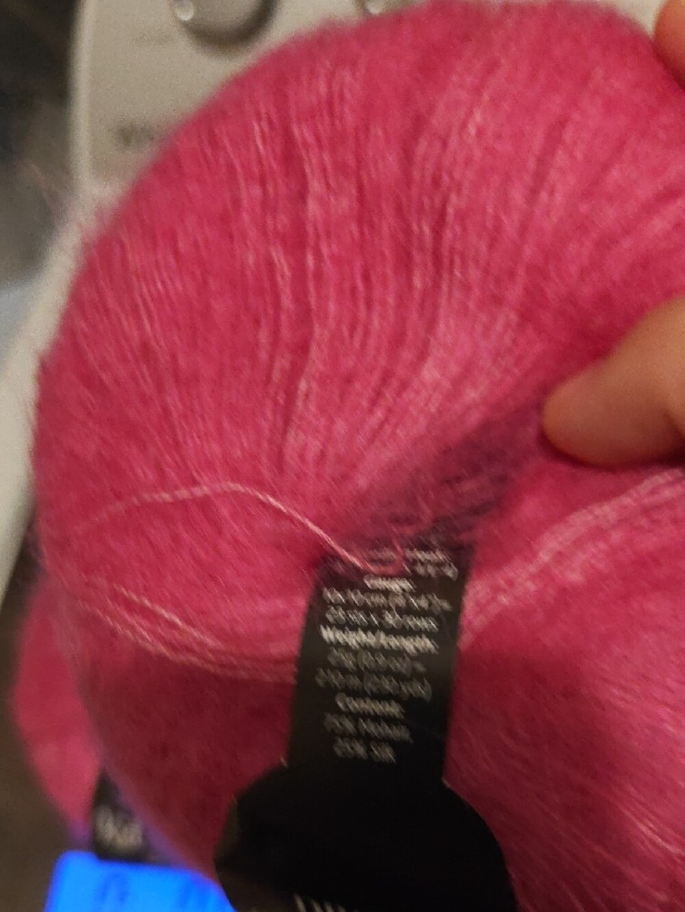 Lightweight Women’s Sweater Yarn - Purple and Pink - Picture 5 of 9